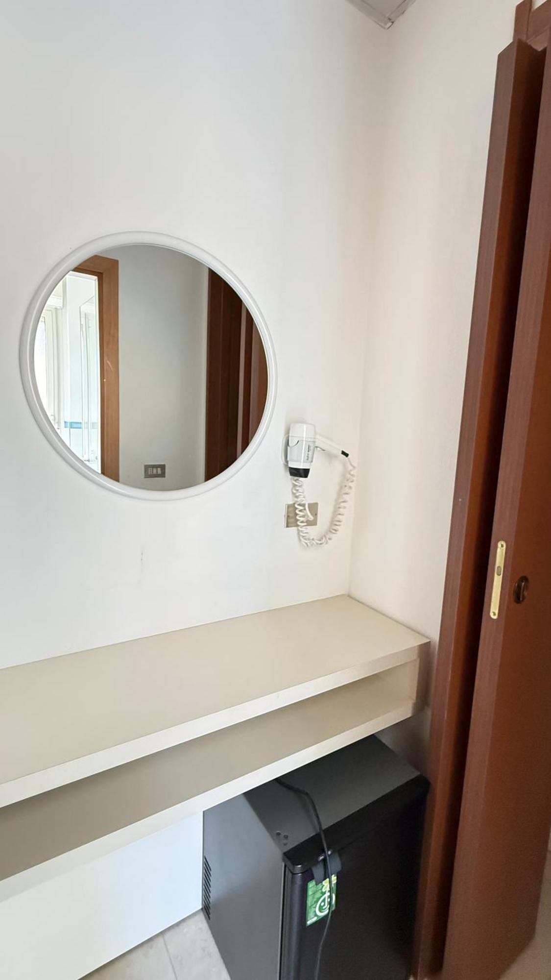 Hotel Ariella ميلانو ماريتيما المظهر الخارجي الصورة